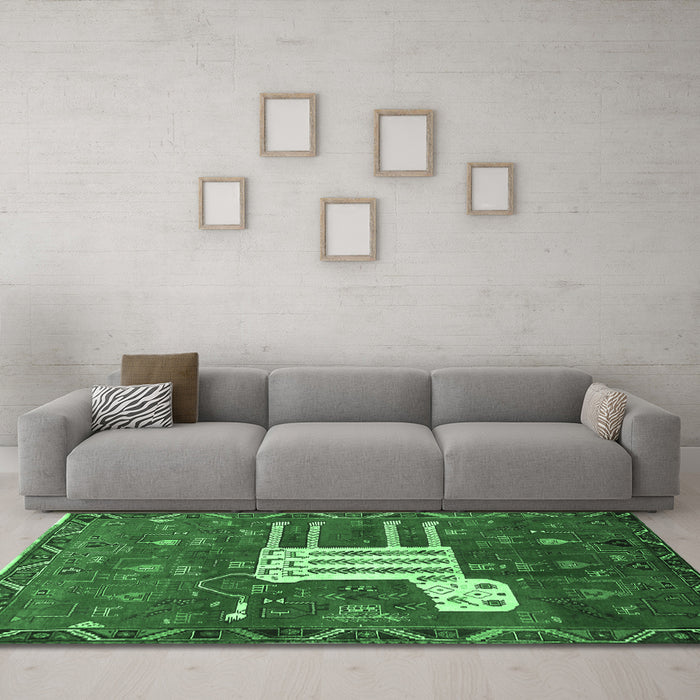 Machine Washable Animal Emerald Green Traditional Area Rugs in a Living Room,, wshtr630emgrn