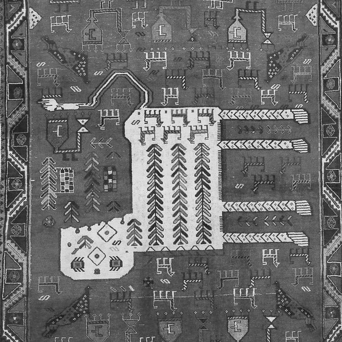 Serging Thickness of Machine Washable Animal Gray Traditional Rug, wshtr630gry