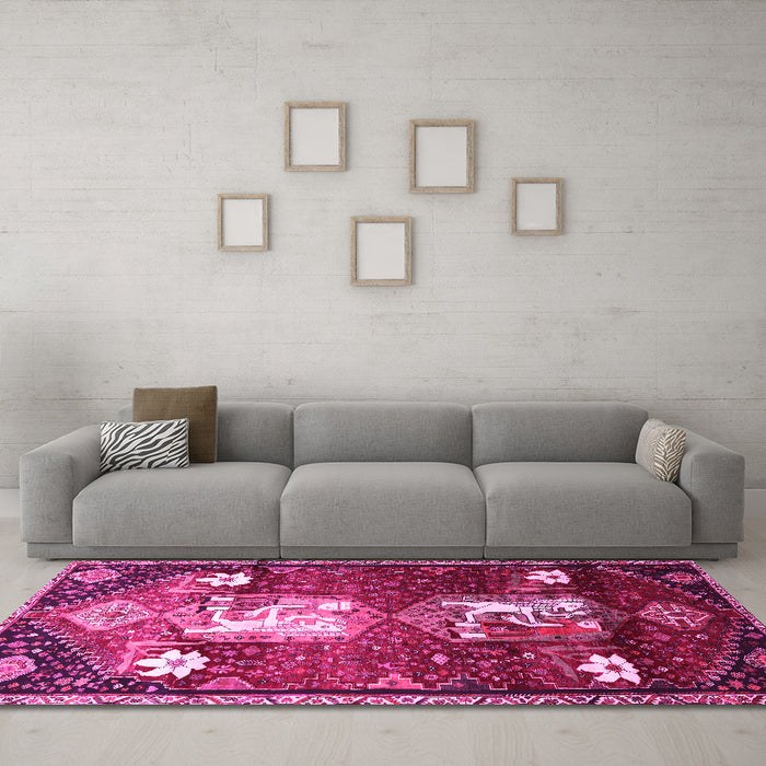 Machine Washable Animal Pink Traditional Rug in a Living Room, wshtr632pnk