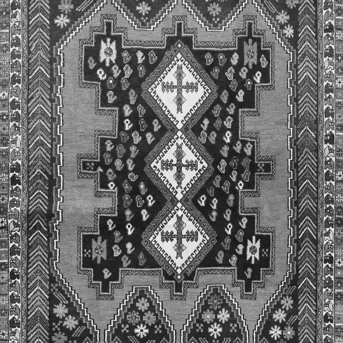 Serging Thickness of Machine Washable Persian Gray Traditional Rug, wshtr633gry