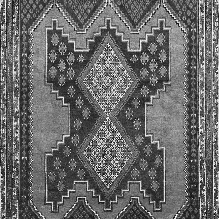 Serging Thickness of Machine Washable Persian Gray Traditional Rug, wshtr634gry