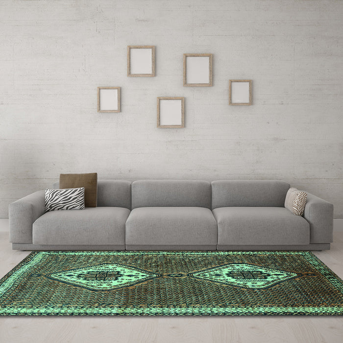 Machine Washable Persian Turquoise Traditional Area Rugs in a Living Room,, wshtr635turq