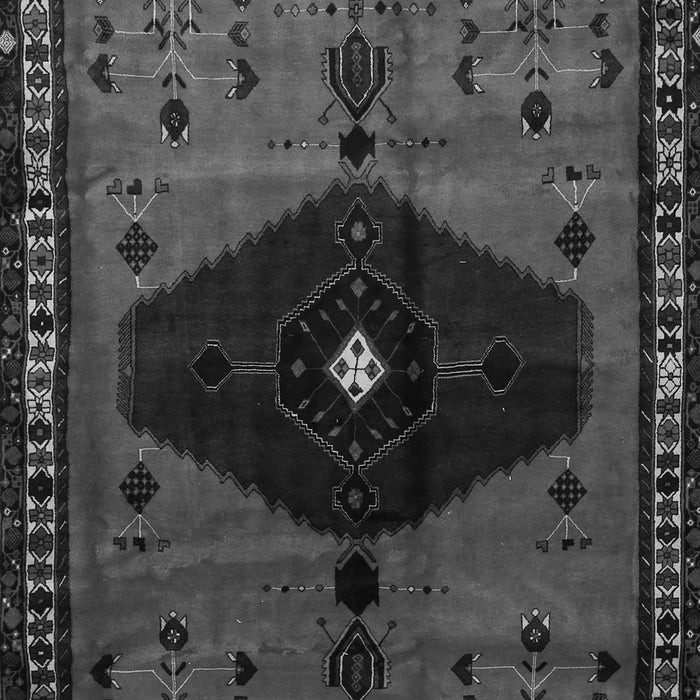 Serging Thickness of Machine Washable Persian Gray Traditional Rug, wshtr637gry