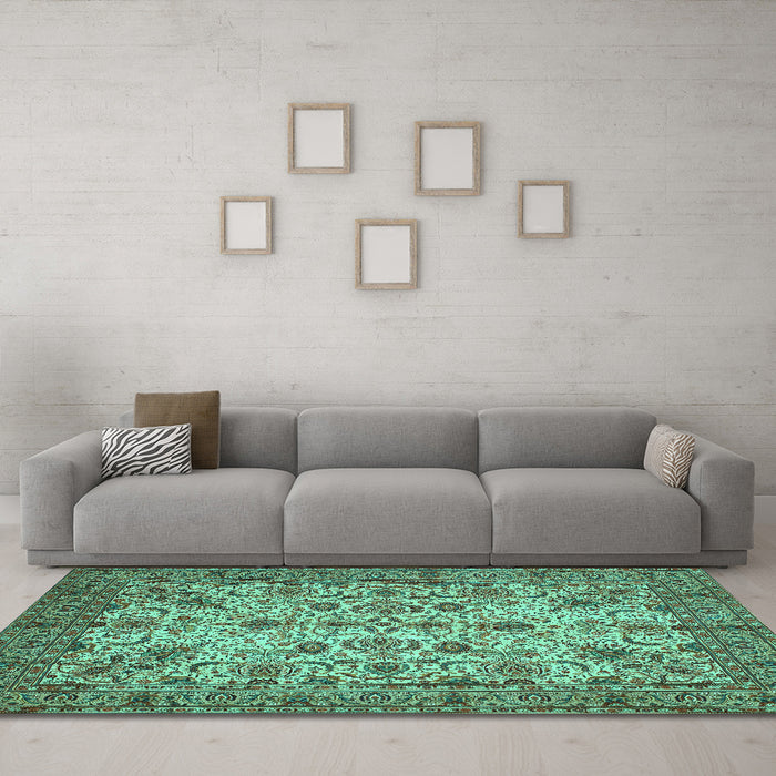 Machine Washable Persian Turquoise Traditional Area Rugs in a Living Room,, wshtr63turq