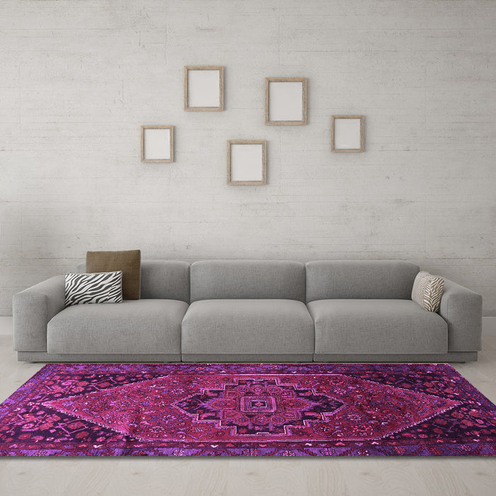 Machine Washable Persian Purple Traditional Area Rugs in a Living Room, wshtr640pur