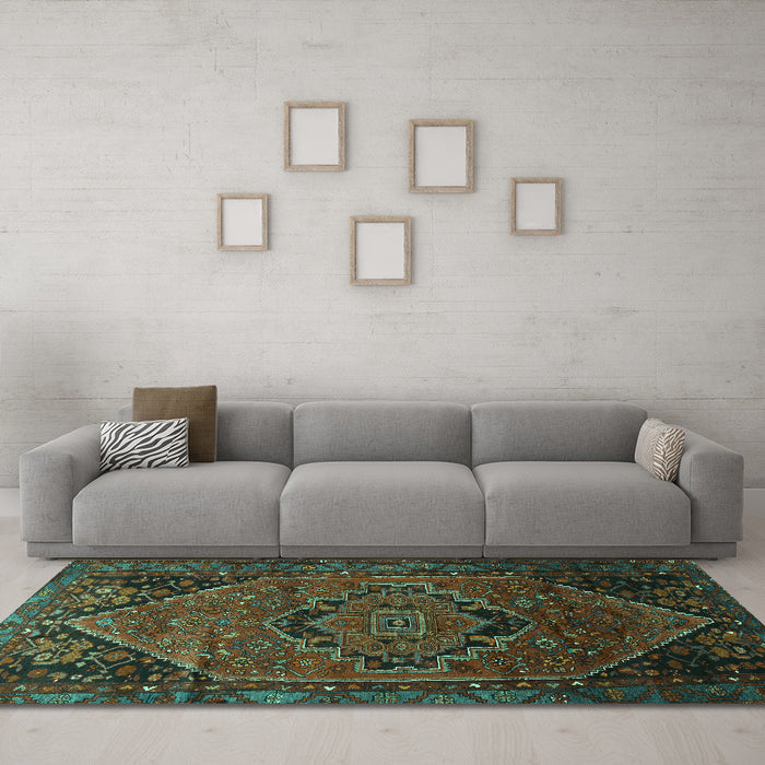 Machine Washable Persian Turquoise Traditional Area Rugs in a Living Room,, wshtr640turq