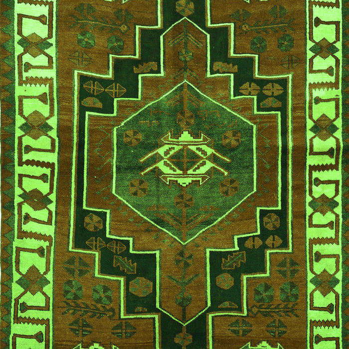 Serging Thickness of Machine Washable Persian Green Traditional Area Rugs, wshtr644grn