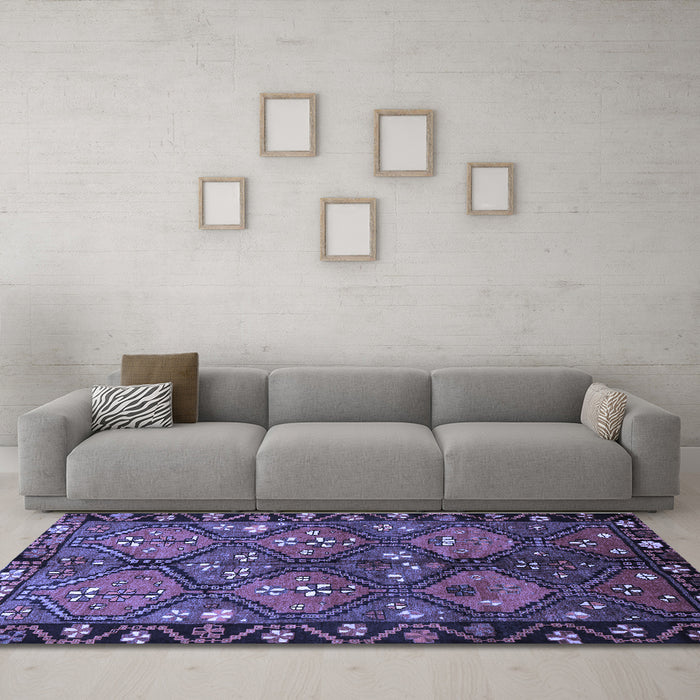 Machine Washable Persian Blue Traditional Rug in a Living Room, wshtr645blu