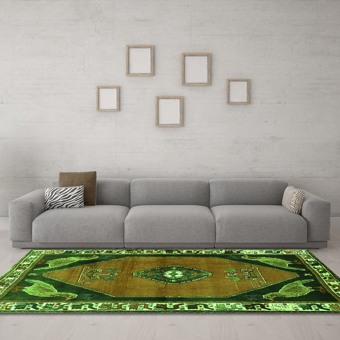Machine Washable Persian Green Traditional Area Rugs in a Living Room,, wshtr648grn