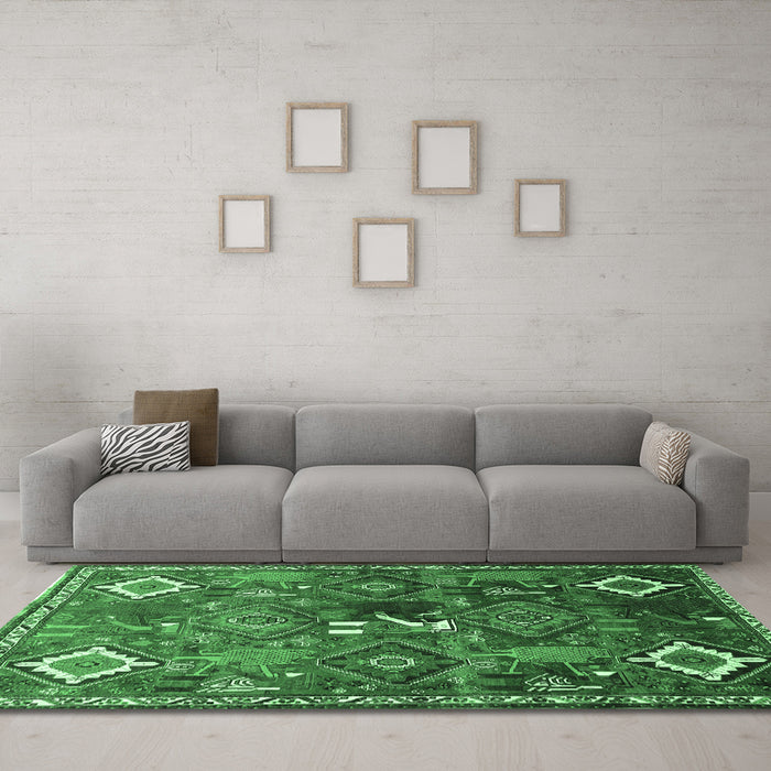 Machine Washable Persian Emerald Green Traditional Area Rugs in a Living Room,, wshtr649emgrn