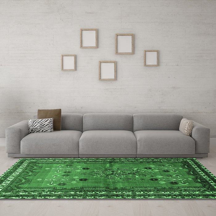 Machine Washable Persian Emerald Green Traditional Area Rugs in a Living Room,, wshtr654emgrn
