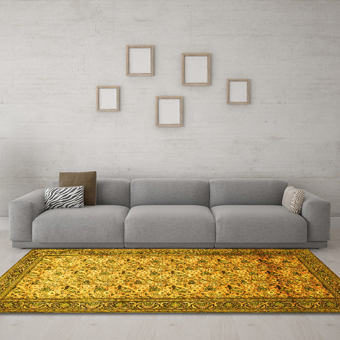 Machine Washable Persian Yellow Traditional Rug in a Living Room, wshtr658yw
