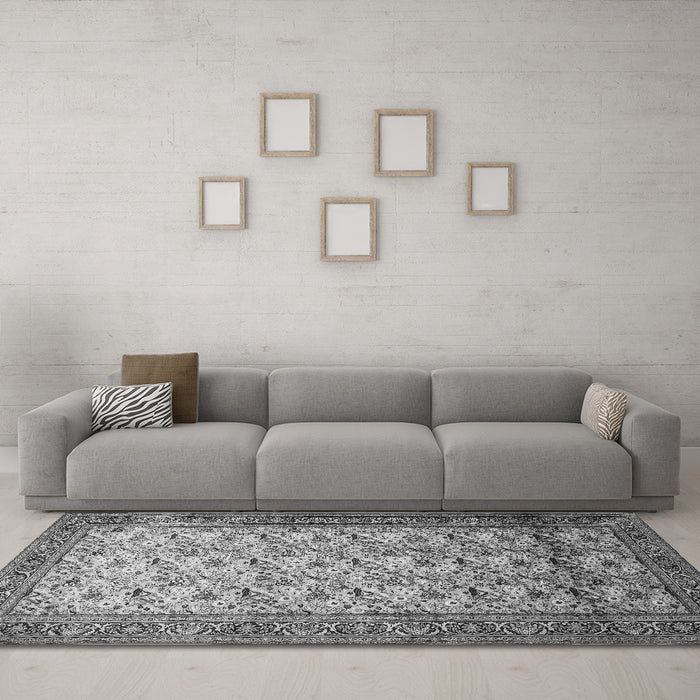 Machine Washable Persian Gray Traditional Rug in a Living Room,, wshtr658gry