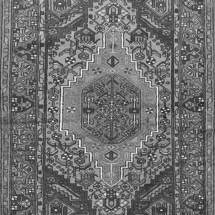 Serging Thickness of Machine Washable Persian Gray Traditional Rug, wshtr661gry
