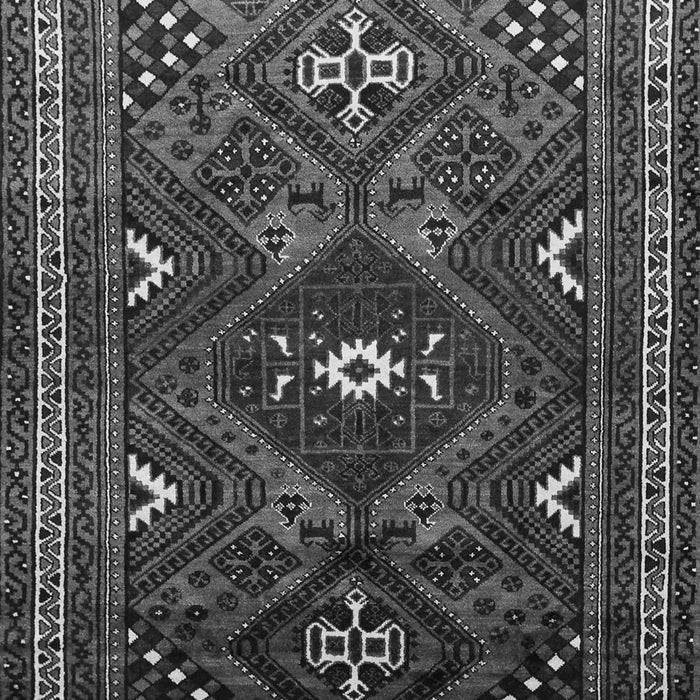 Serging Thickness of Machine Washable Persian Gray Traditional Rug, wshtr664gry