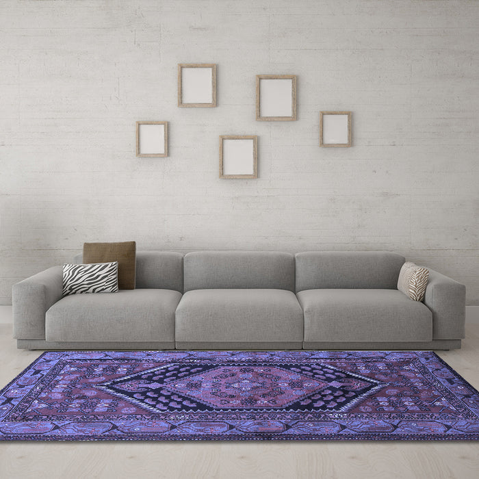Machine Washable Persian Blue Traditional Rug in a Living Room, wshtr665blu