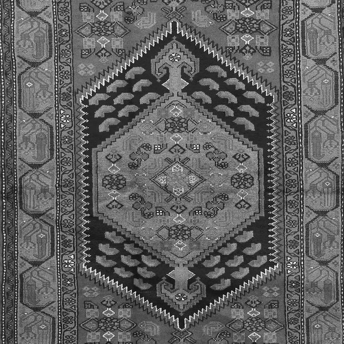 Serging Thickness of Machine Washable Persian Gray Traditional Rug, wshtr665gry