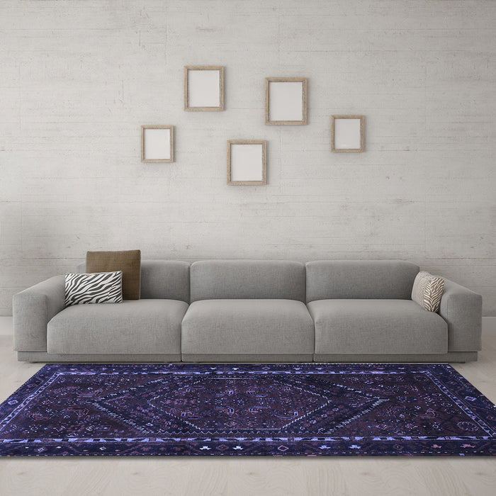 Machine Washable Persian Blue Traditional Rug in a Living Room, wshtr667blu