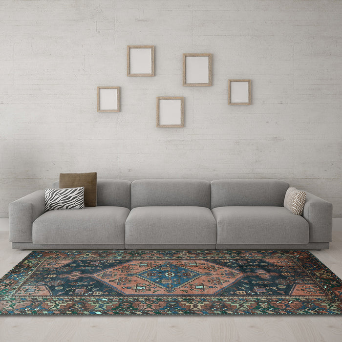 Machine Washable Persian Light Blue Traditional Rug in a Living Room, wshtr670lblu