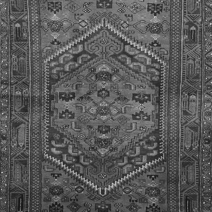Serging Thickness of Machine Washable Persian Gray Traditional Rug, wshtr673gry