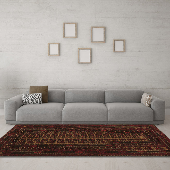 Machine Washable Persian Brown Traditional Rug in a Living Room,, wshtr677brn