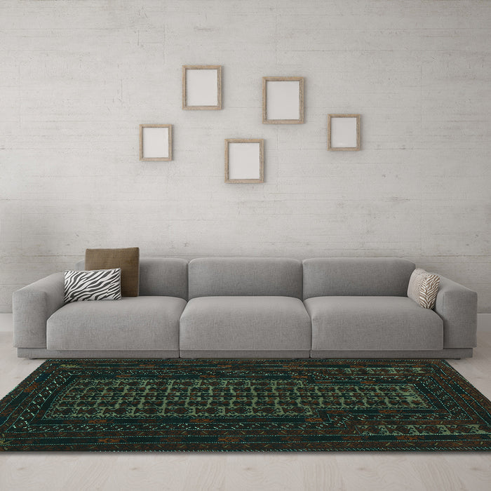 Machine Washable Persian Turquoise Traditional Area Rugs in a Living Room,, wshtr677turq