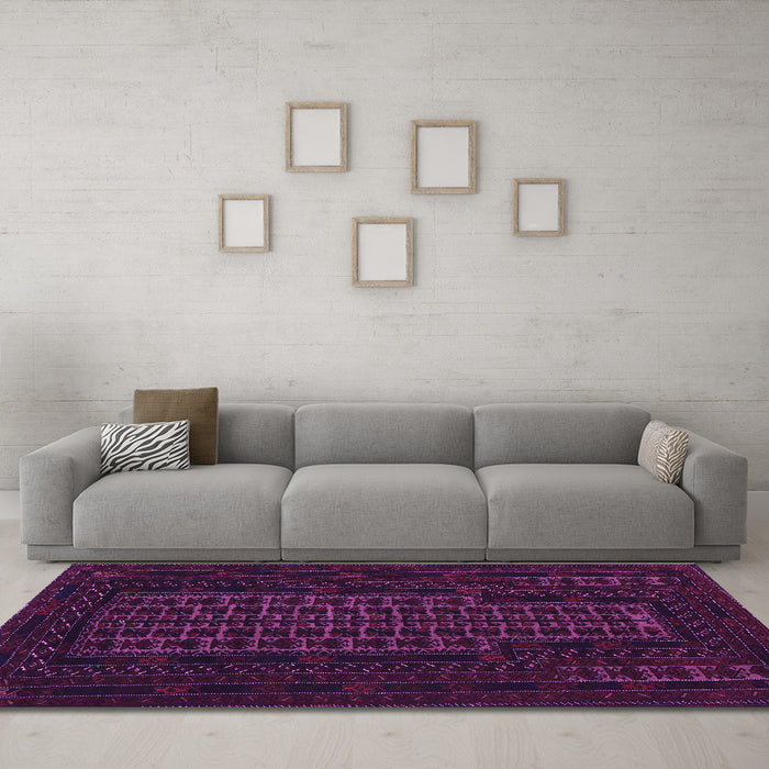 Machine Washable Persian Purple Traditional Area Rugs in a Living Room, wshtr677pur