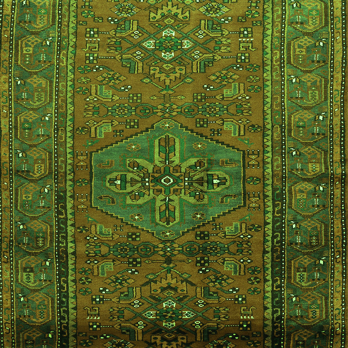 Serging Thickness of Machine Washable Persian Green Traditional Area Rugs, wshtr680grn