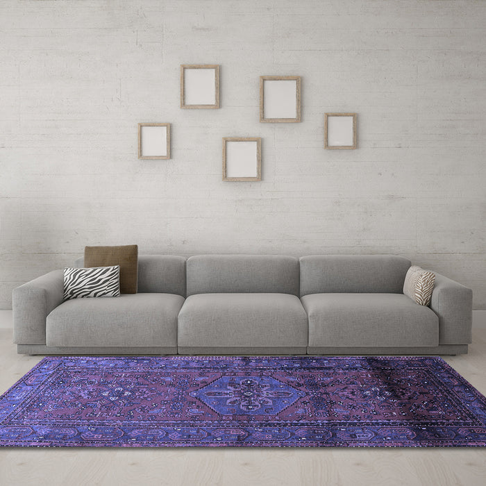Machine Washable Persian Blue Traditional Rug in a Living Room, wshtr680blu