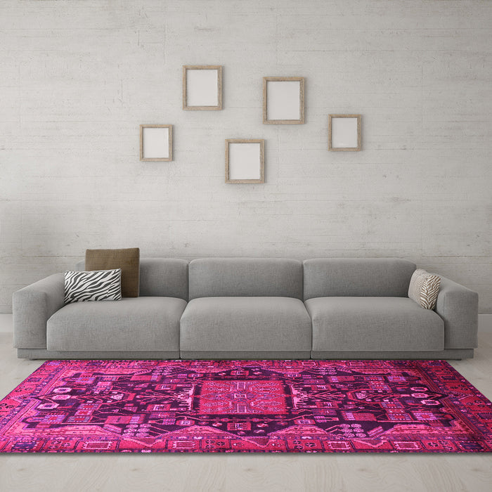 Machine Washable Animal Pink Traditional Rug in a Living Room, wshtr681pnk
