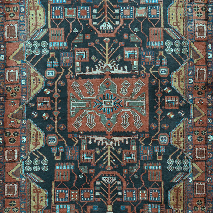 Animal Light Blue Traditional Rug, tr681lblu
