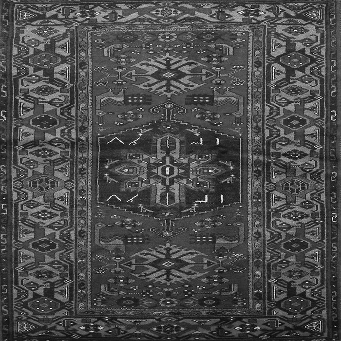 Round Machine Washable Persian Gray Traditional Rug, wshtr682gry