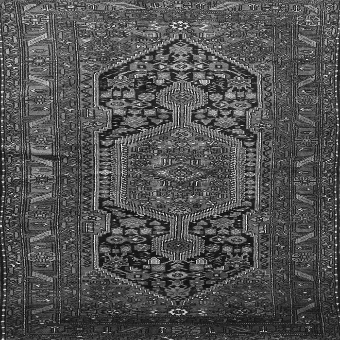 Round Machine Washable Persian Gray Traditional Rug, wshtr687gry