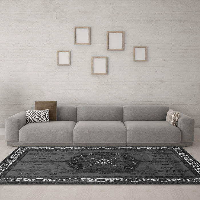 Machine Washable Persian Gray Traditional Rug in a Living Room,, wshtr694gry
