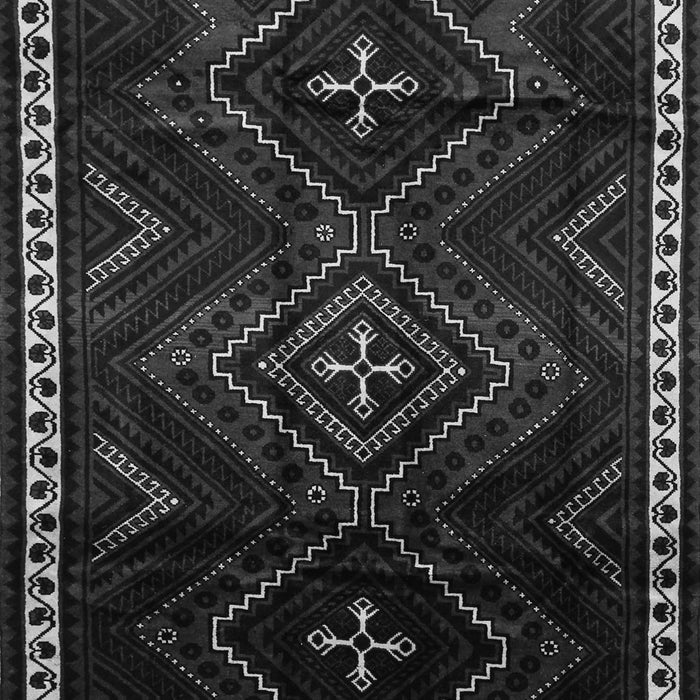 Serging Thickness of Machine Washable Persian Gray Traditional Rug, wshtr695gry