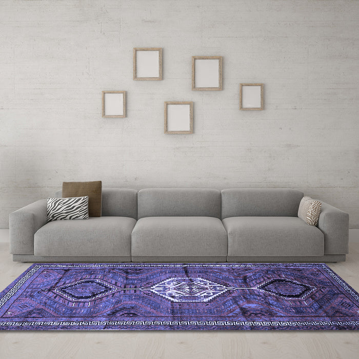 Machine Washable Persian Blue Traditional Rug in a Living Room, wshtr696blu
