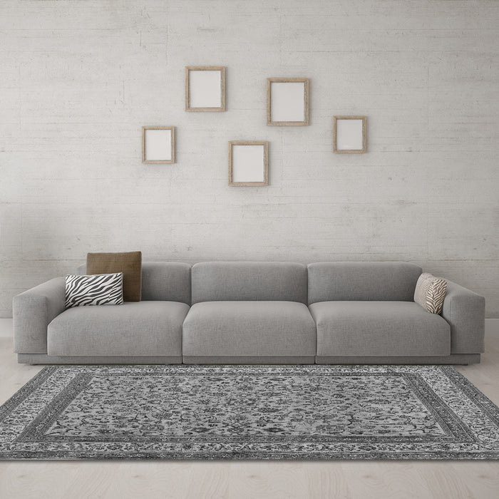 Machine Washable Persian Gray Traditional Rug in a Living Room,, wshtr69gry