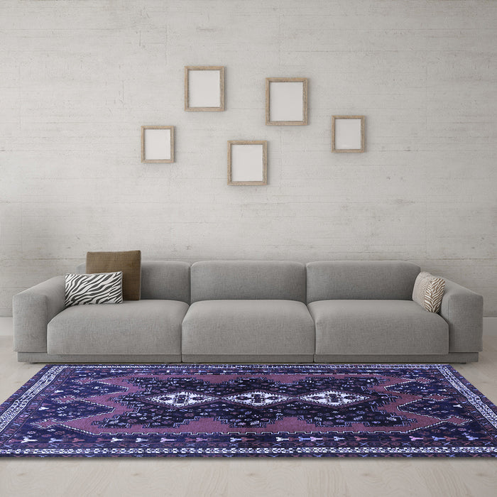 Machine Washable Persian Blue Traditional Rug in a Living Room, wshtr700blu