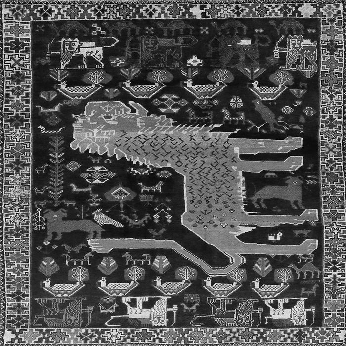 Serging Thickness of Animal Gray Traditional Rug, tr706gry