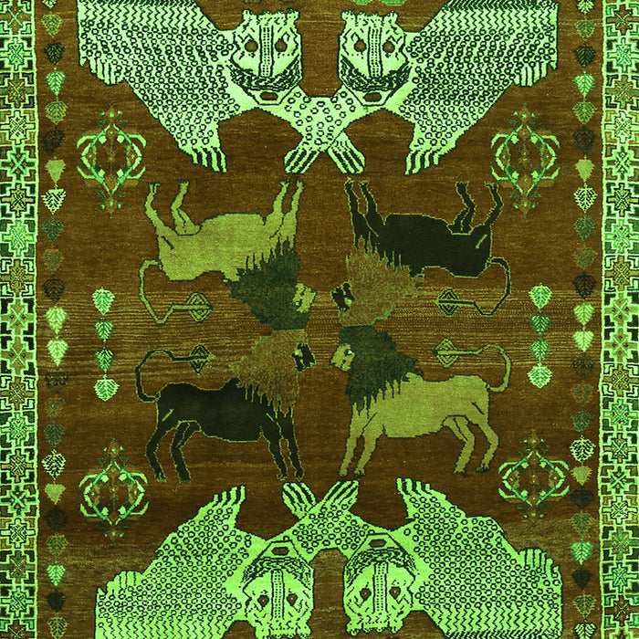 Serging Thickness of Machine Washable Animal Green Traditional Area Rugs, wshtr707grn
