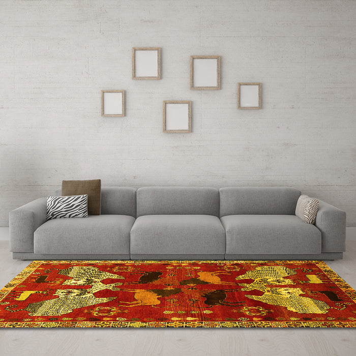 Machine Washable Animal Yellow Traditional Rug in a Living Room, wshtr707yw