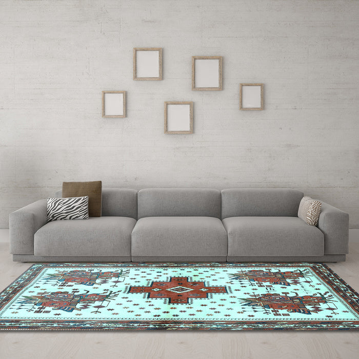 Machine Washable Persian Light Blue Traditional Rug in a Living Room, wshtr708lblu