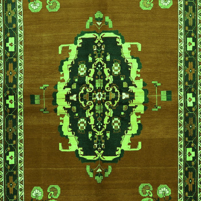 Serging Thickness of Machine Washable Medallion Green Traditional Area Rugs, wshtr710grn