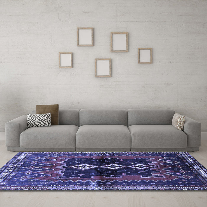Machine Washable Persian Blue Traditional Rug in a Living Room, wshtr712blu