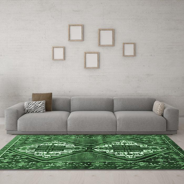 Machine Washable Persian Emerald Green Traditional Area Rugs in a Living Room,, wshtr714emgrn