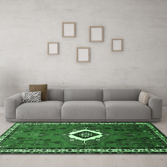 Machine Washable Persian Emerald Green Traditional Area Rugs in a Living Room,, wshtr716emgrn