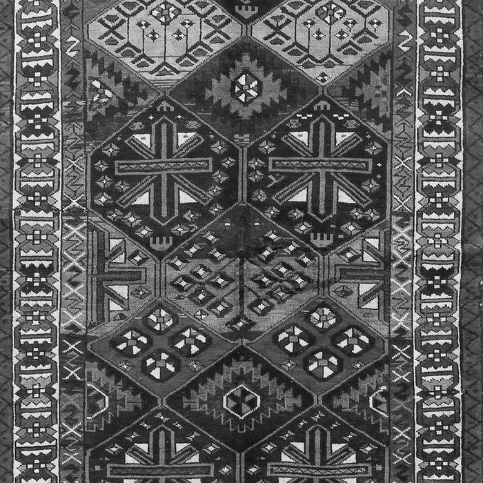Serging Thickness of Machine Washable Persian Gray Traditional Rug, wshtr718gry
