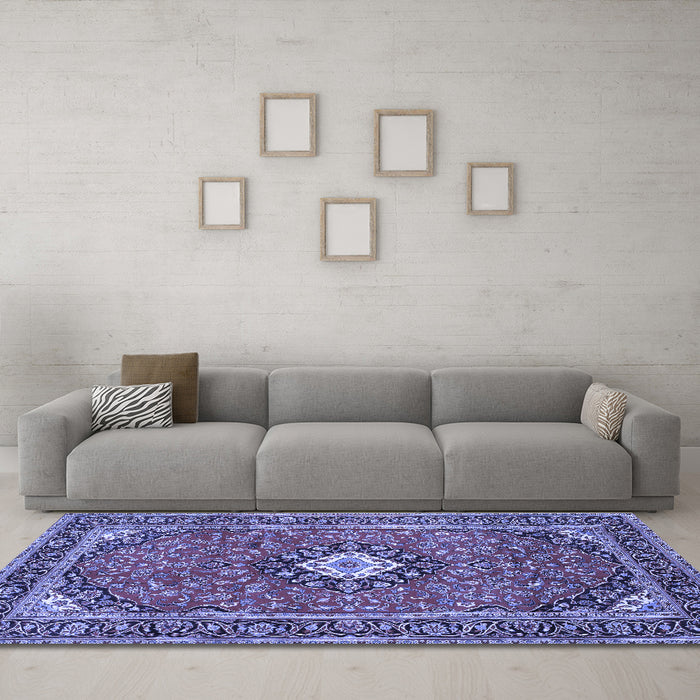 Machine Washable Medallion Blue Traditional Rug in a Living Room, wshtr71blu