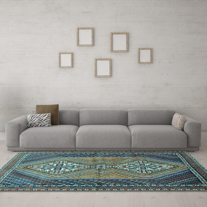Machine Washable Persian Light Blue Traditional Rug in a Living Room, wshtr721lblu
