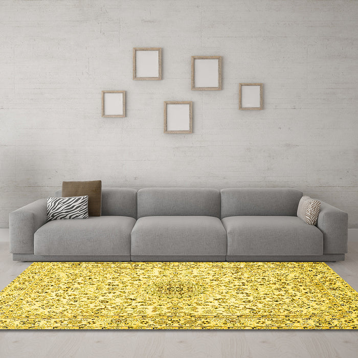 Machine Washable Medallion Yellow Traditional Rug in a Living Room, wshtr724yw